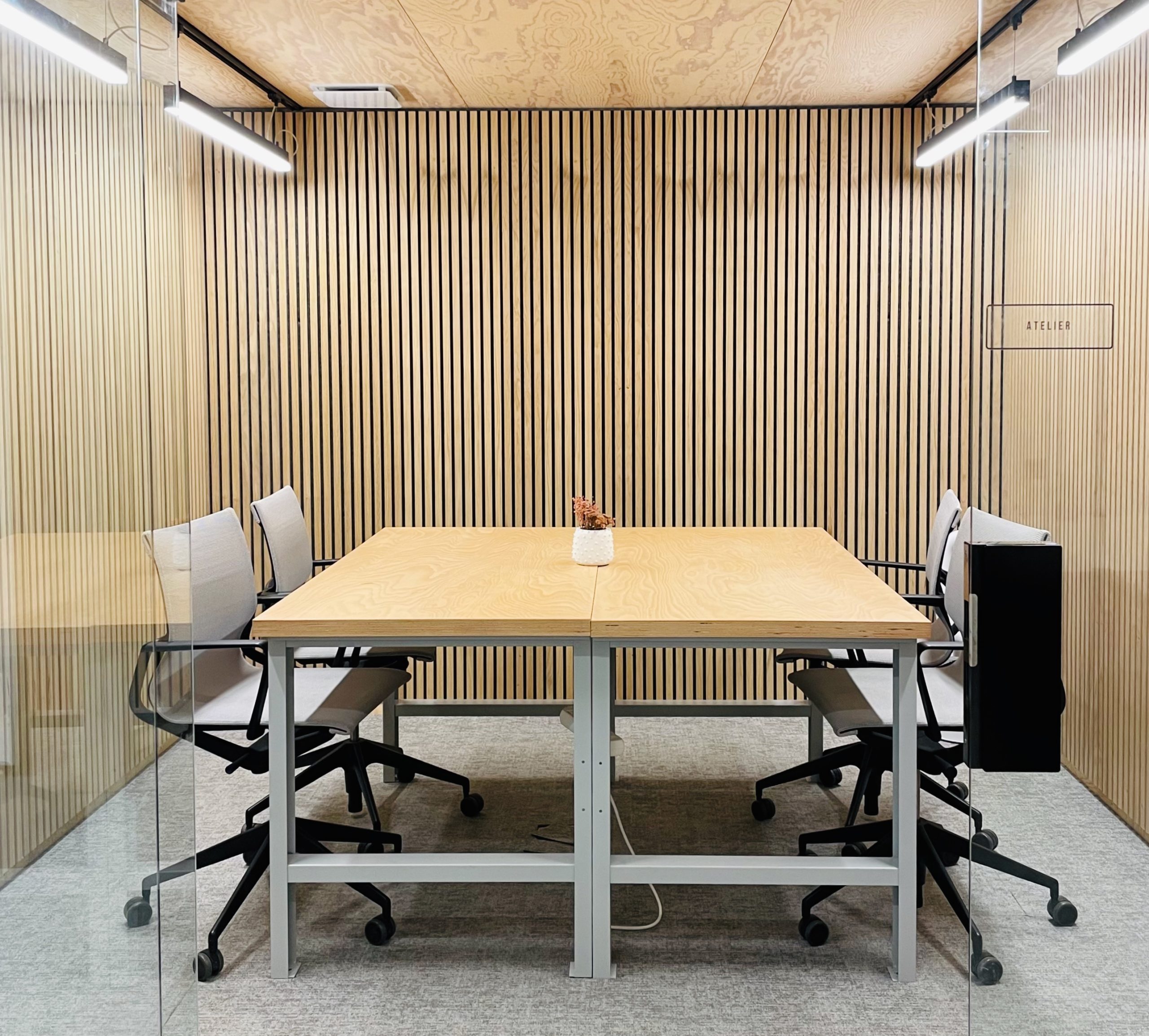 Professional podcast studio Cospire in Lausanne, Switzerland